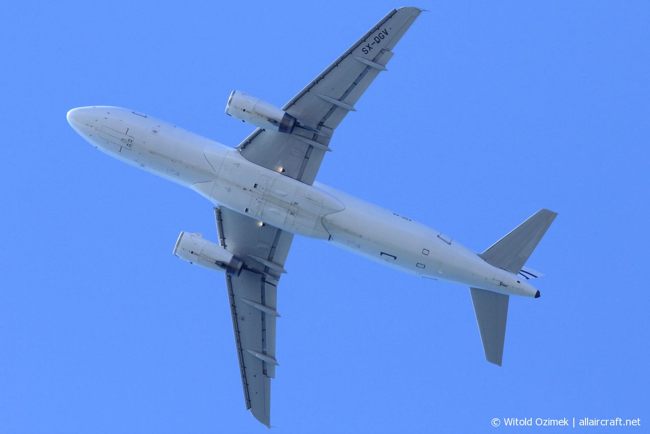 SX-DGV · Airbus A320-232 · (HER / LGIR)