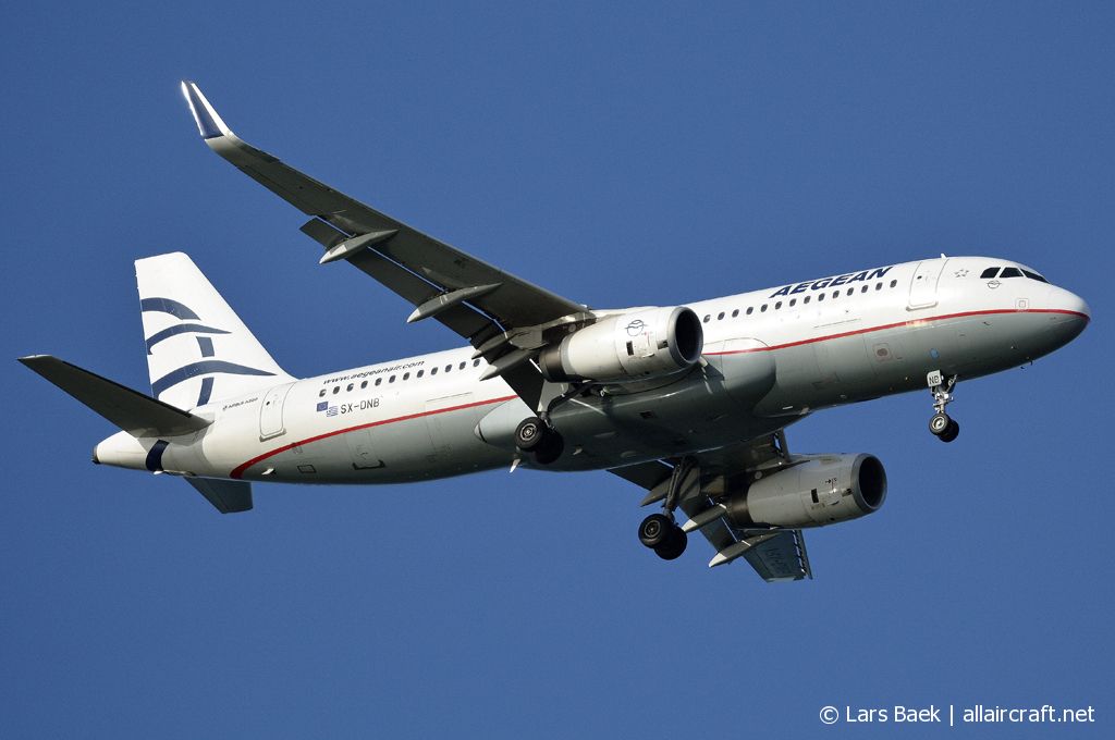 SX-DNB (6832) 2015 Airbus A320-232(WL)