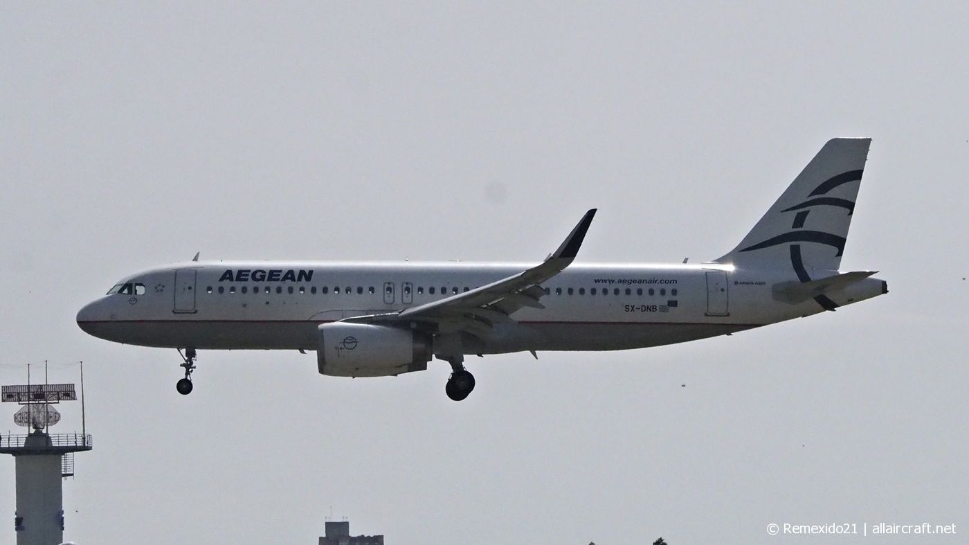 SX-DNB (6832) 2015 Airbus A320-232(WL)