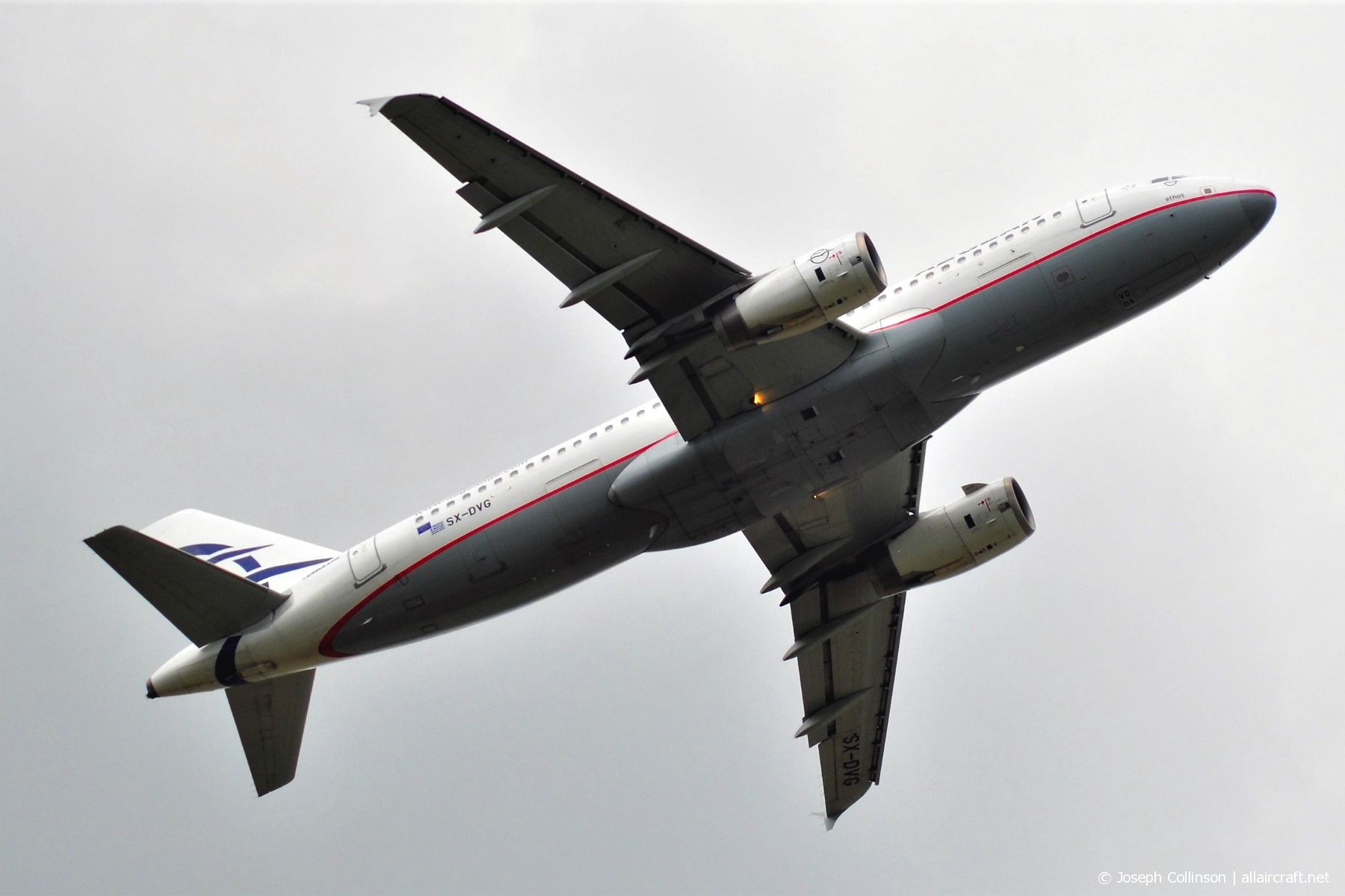 SX-DVG · Airbus A320-232 · (LHR / EGLL)