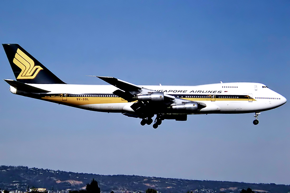 9V-SQL · Boeing 747-212/ER · (ADL / YPAD)
