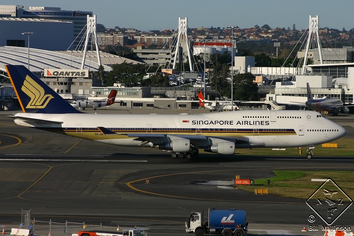 9V-SPH · Boeing 747-412 · (SYD / YSSY)