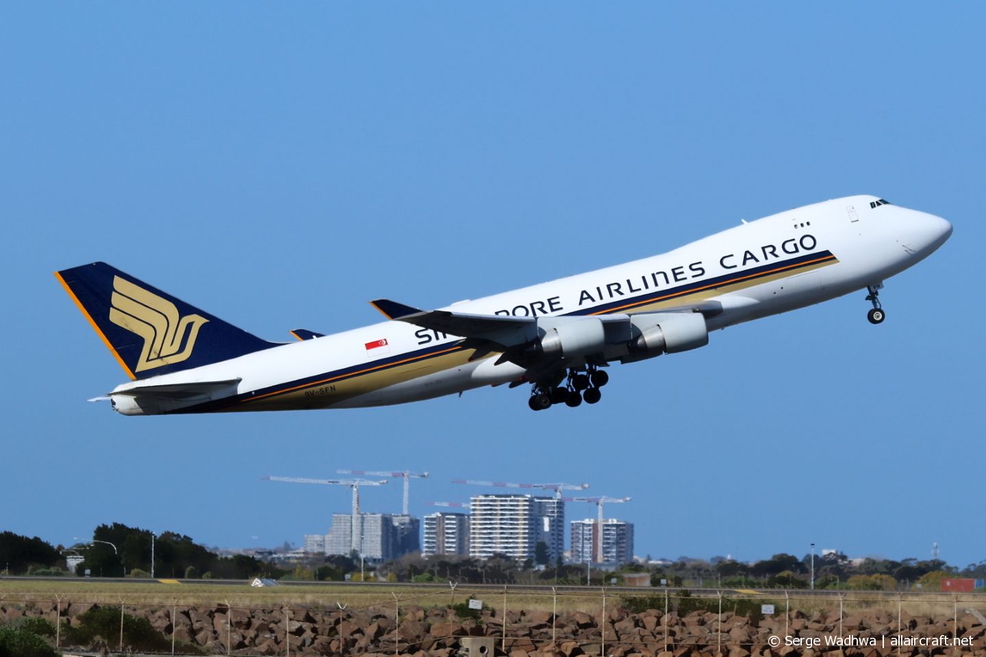 9V-SFN (32899) 2004 Boeing 747-412F