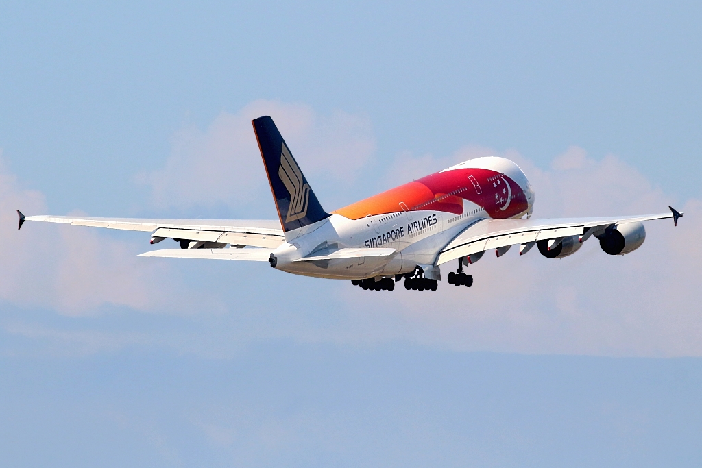 9V-SKJ · Airbus A380-841 · (SYD / YSSY)