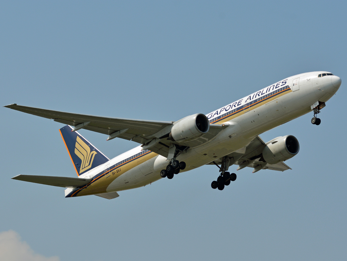 9V-SVJ (32335) 2002 Boeing 777-212/ER