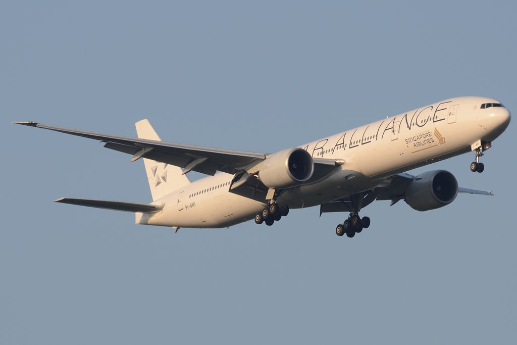 9V-SWI (34574) 2007 Boeing 777-312(ER)