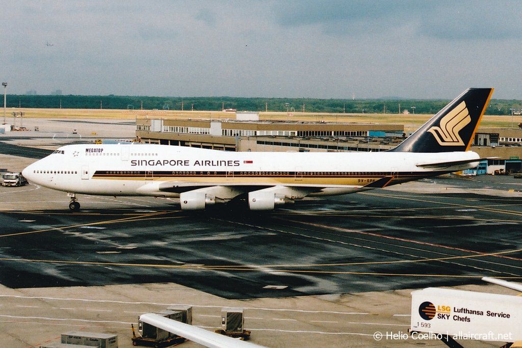 9V-SPA (26550) 1994 Boeing 747-412