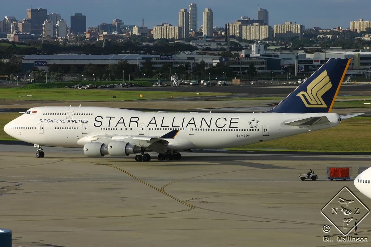 9V-SPP · Boeing 747-412 · (SYD / YSSY)
