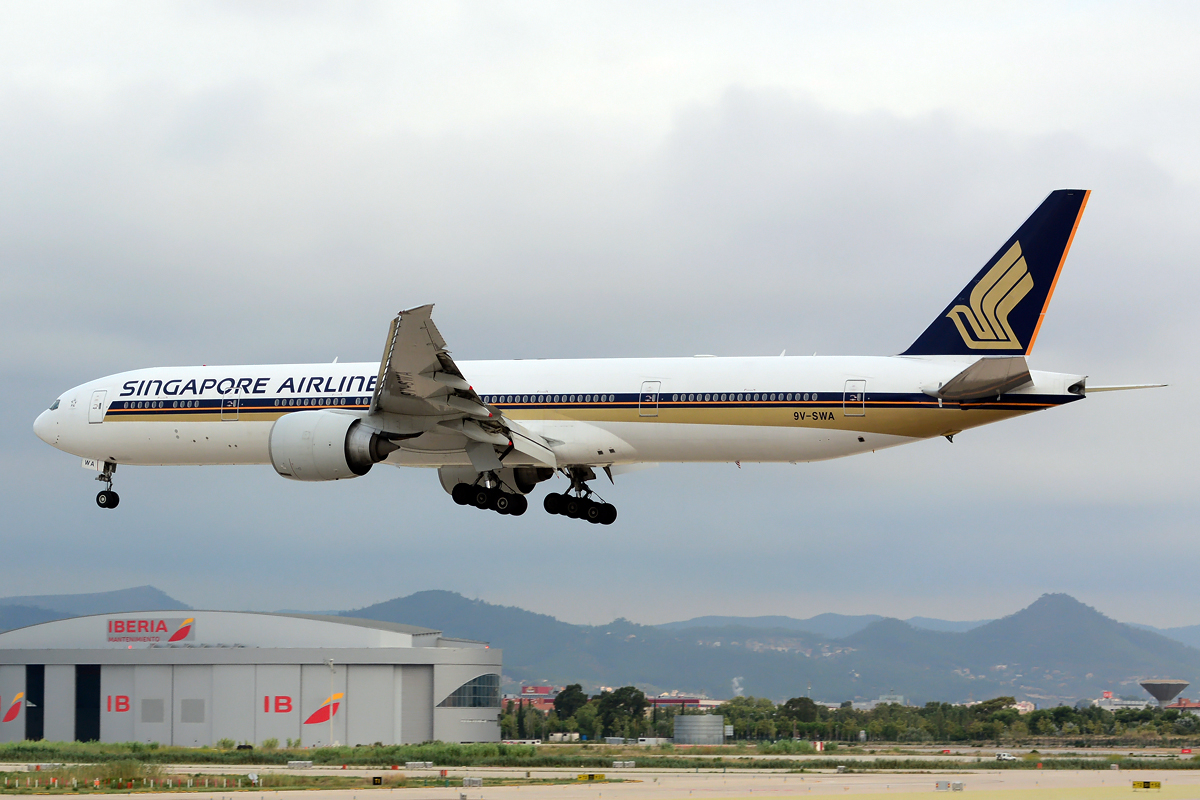9V-SWA · Boeing 777-312/ER · (BCN / LEBL)