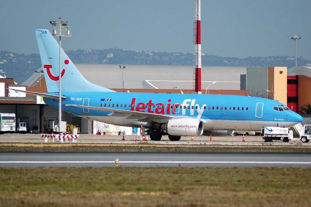 OO-JAN (28609) 1999 Boeing 737-76N