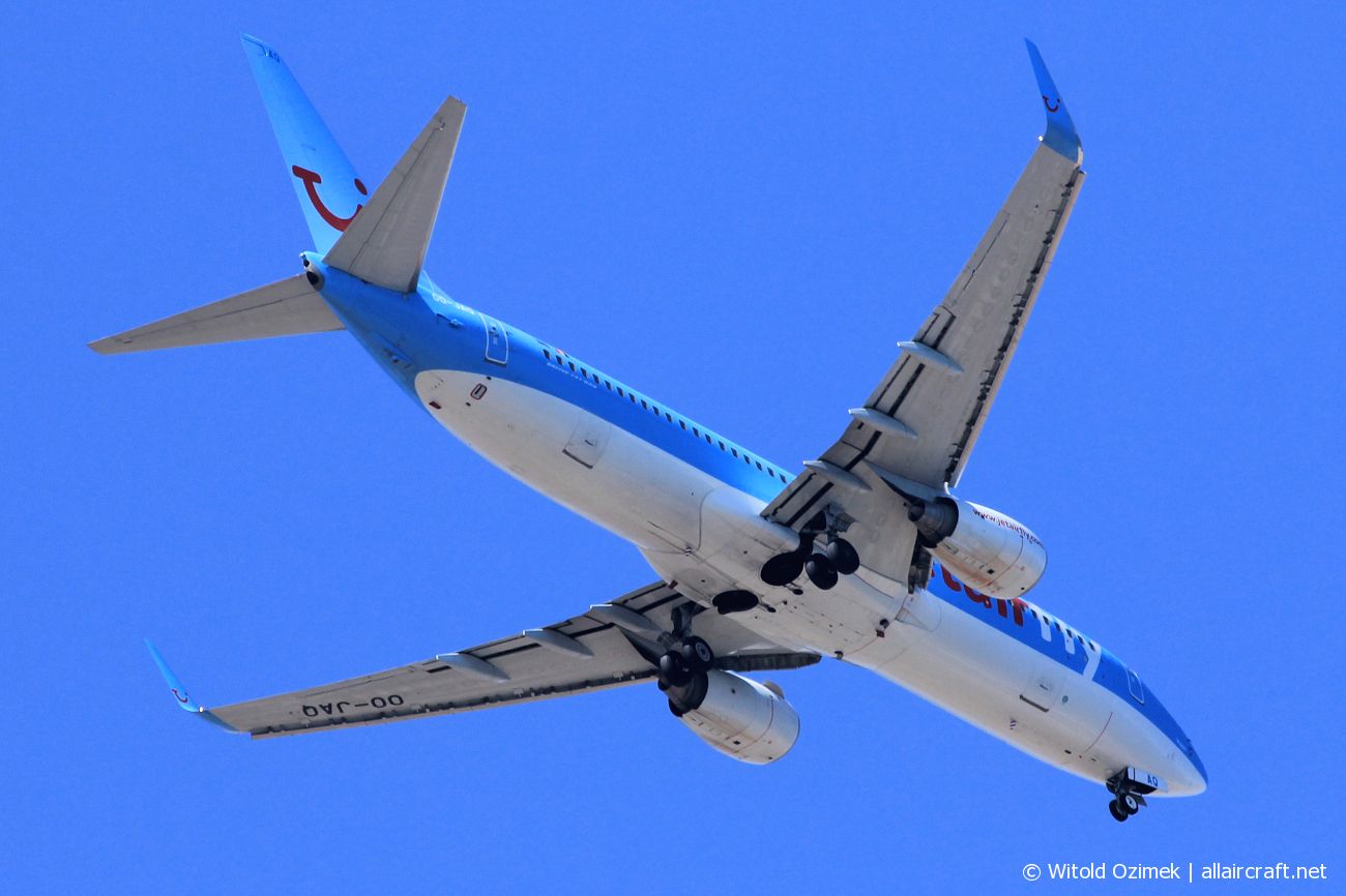 OO-JAQ · Boeing 737-8K5(WL) · (HER / LGIR)