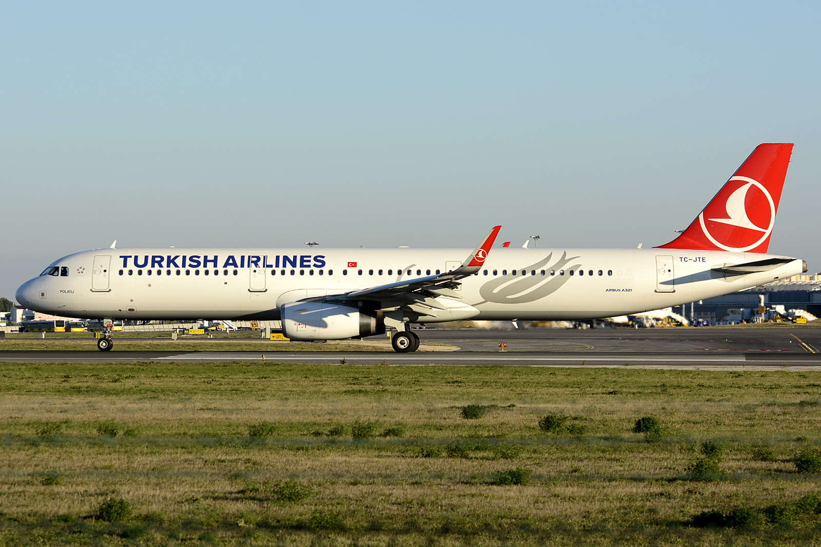 TC-JTE · Airbus A321-231(WL) · (LIS /LPPT)