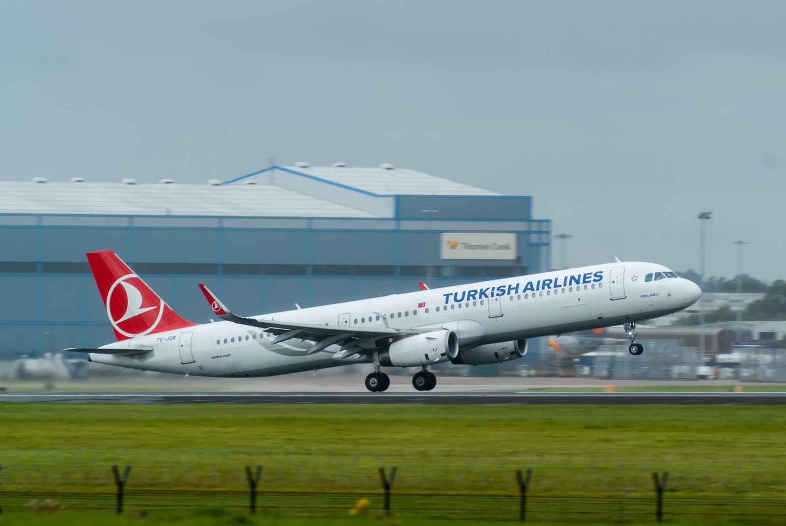 TC-JSR (6652) 2015 Airbus A321-231(WL)