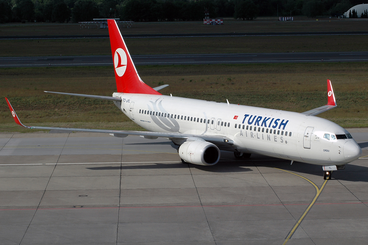 TC-JFL · Boeing 737-8F2 · (TXL / EDDT)