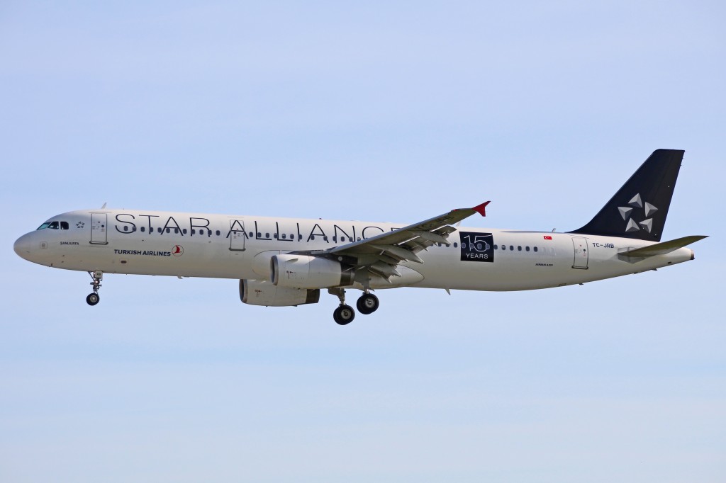 TC-JRB (2868) 2006 Airbus A321-231