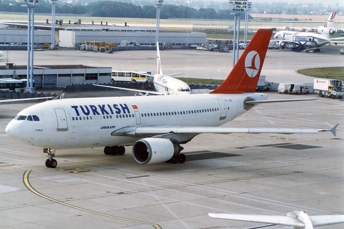 TC-JCY · Airbus A310-304 · (ORY / LFPO)