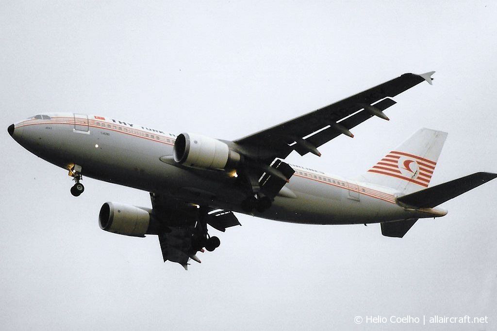 TC-JCV · Airbus A310-304 · (LHR / EGLL)