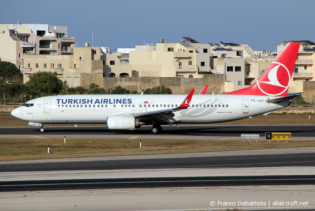 TC-JHT (42001) 2013 Boeing 737-8F2(WL)