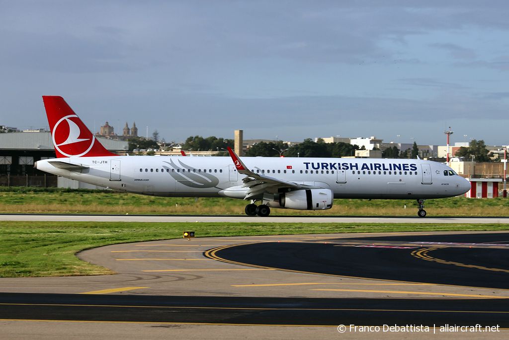 TC-JTH · Airbus A321-231(WL) · (MLA / LMML)