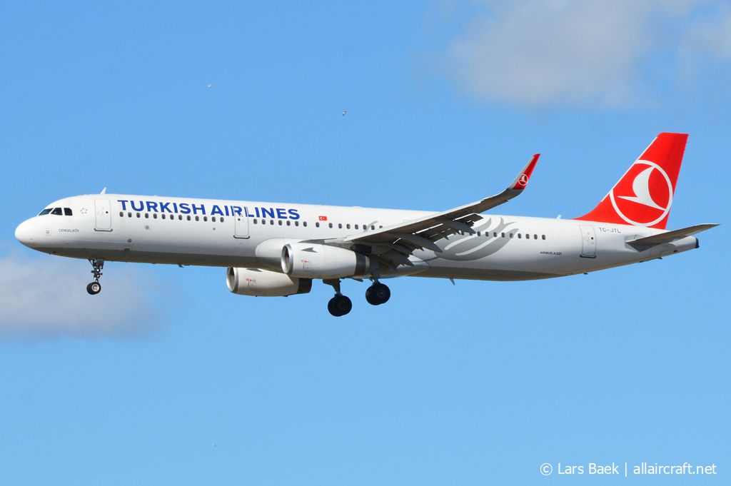 TC-JTL · Airbus A321-231(WL) · (CPH / EKCH)