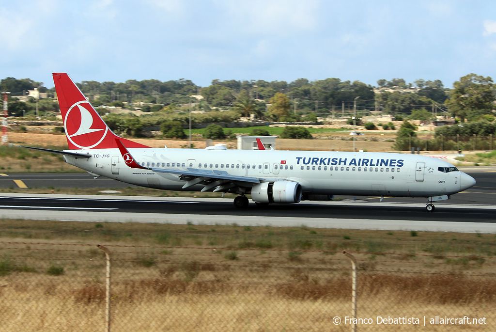 TC-JVG · Boeing 737-8F2(WL) · (MLA / LMML)