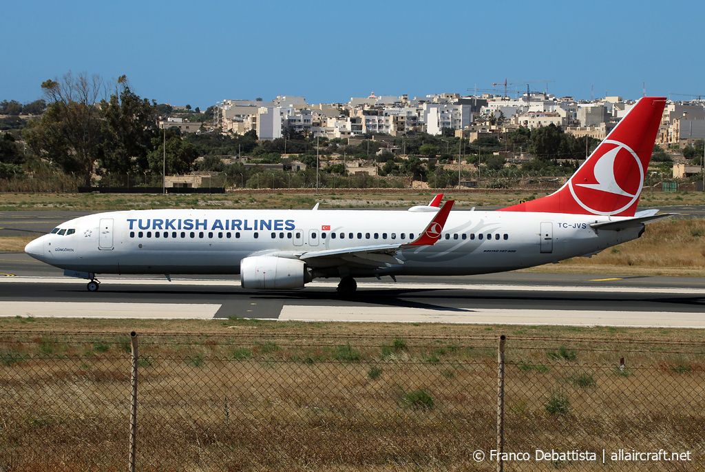 TC-JVS · Boeing 737-8F2(WL) · (MLA / LMML)