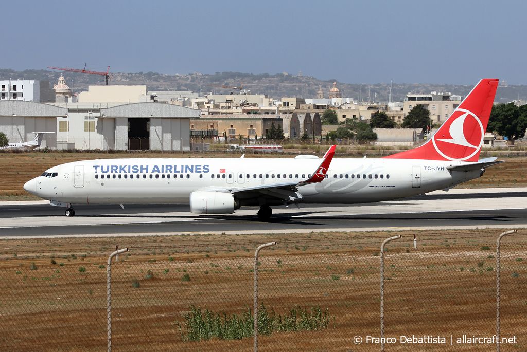 TC-JYH (40984) 2012 Boeing 737-9F2ER(WL)