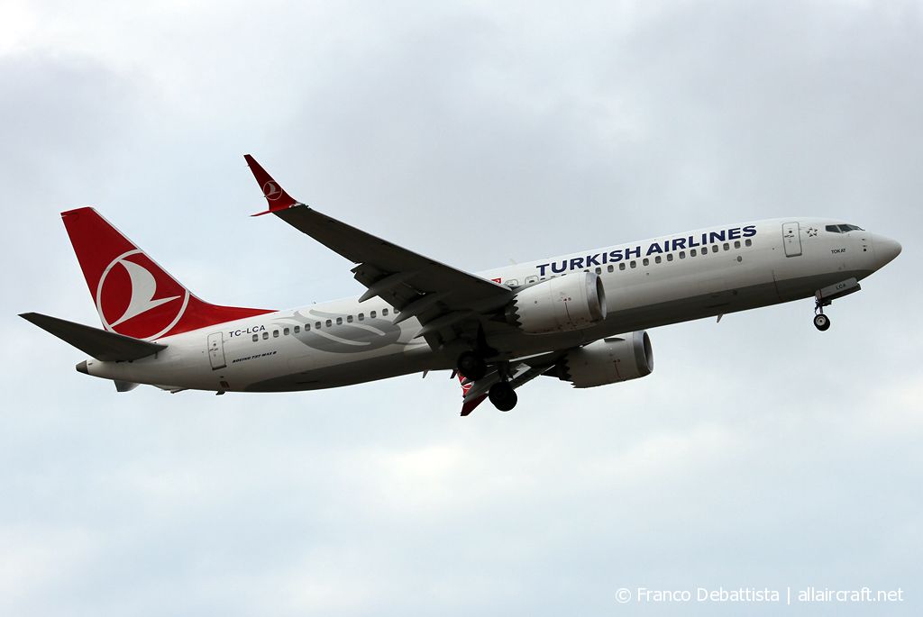 TC-LCA · Boeing 737-8 MAX · (MLA / LMML)