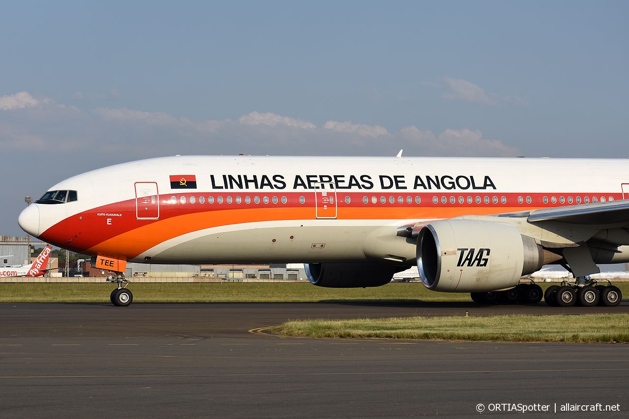 D2-TEE · Boeing 777-2M2/ER · (JNB / FAOR)