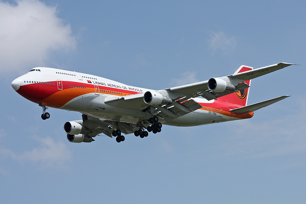 D2-TEA (23410) 1986 Boeing 747-312M