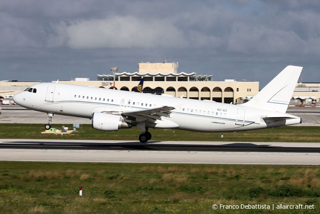 HZ-A3 (764) 1997 Airbus A320-214