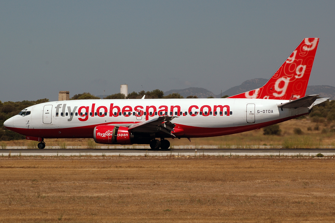 G-OTDA (29266) 1998 Boeing 737-31S