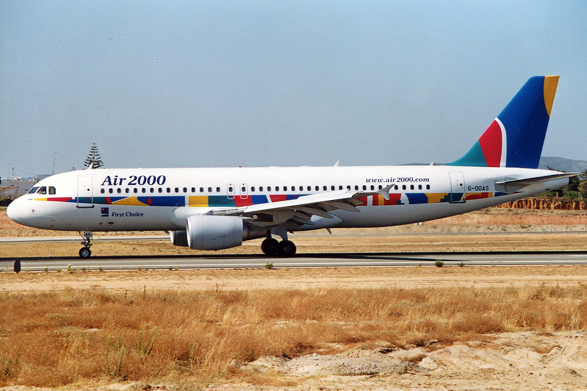 G-OOAS · Airbus A320-214 · (FAO / LPFR)