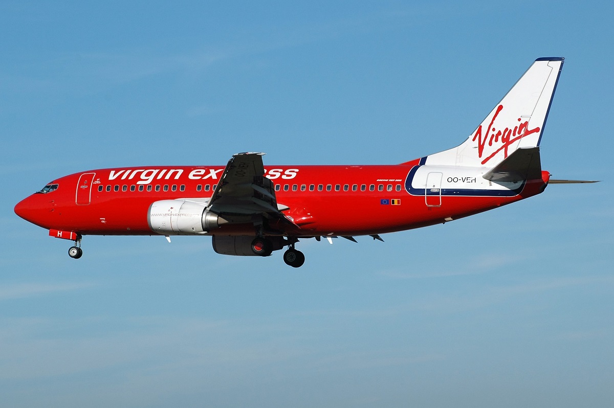 OO-VEH · Boeing 737-36N · (LIS / LPPT)