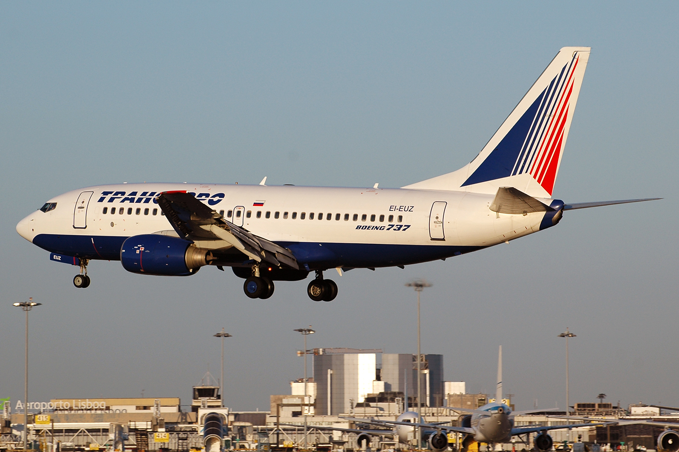 EI-EUZ · Boeing 737-7Q8 · (LIS / LPPT)