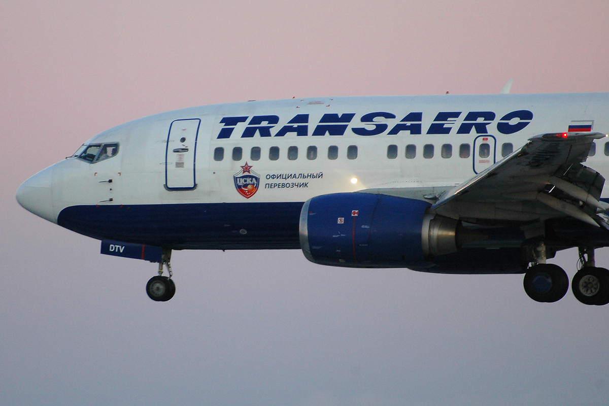 EI-DTV · Boeing 737-5Y0 · (LIS / LPPT)