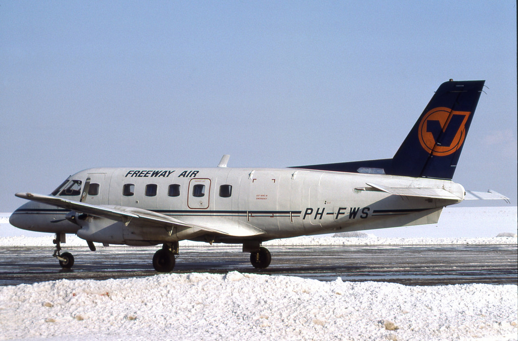 PH-FWS · Embraer EMB-110P1 Bandeirante · (NWI / EGSH)