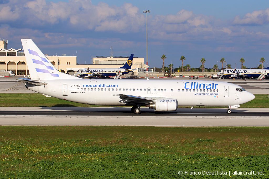 LY-PGC · Boeing 737-4S3 · (MLA / LMML)