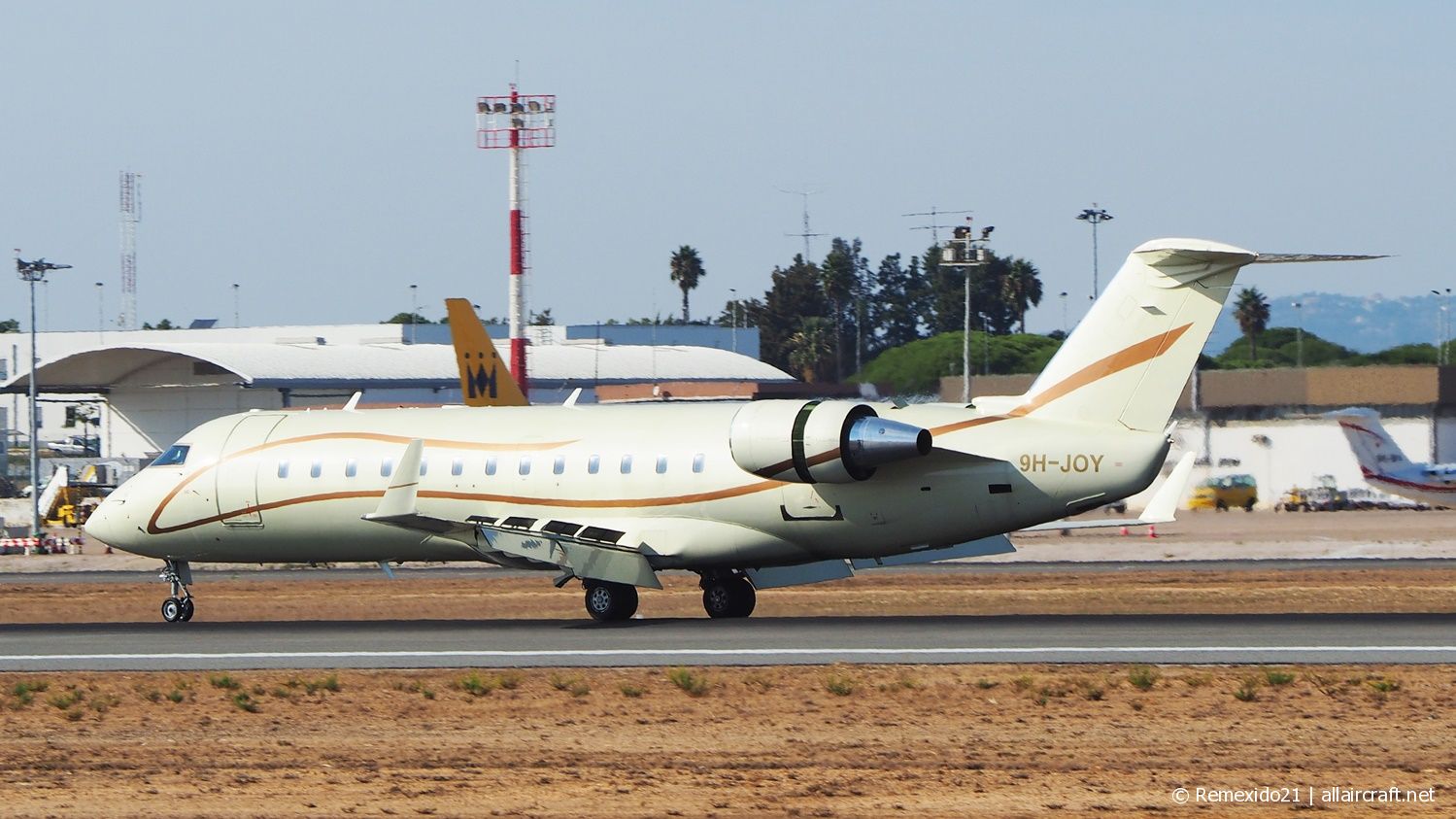 9H-JOY (7644) 2002 Bombardier CRJ-200ER
