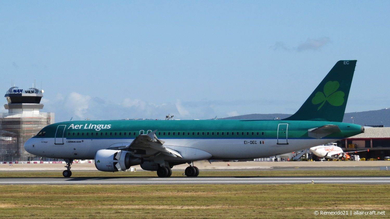 EI-DEC (cn 2217) Airbus A320-214