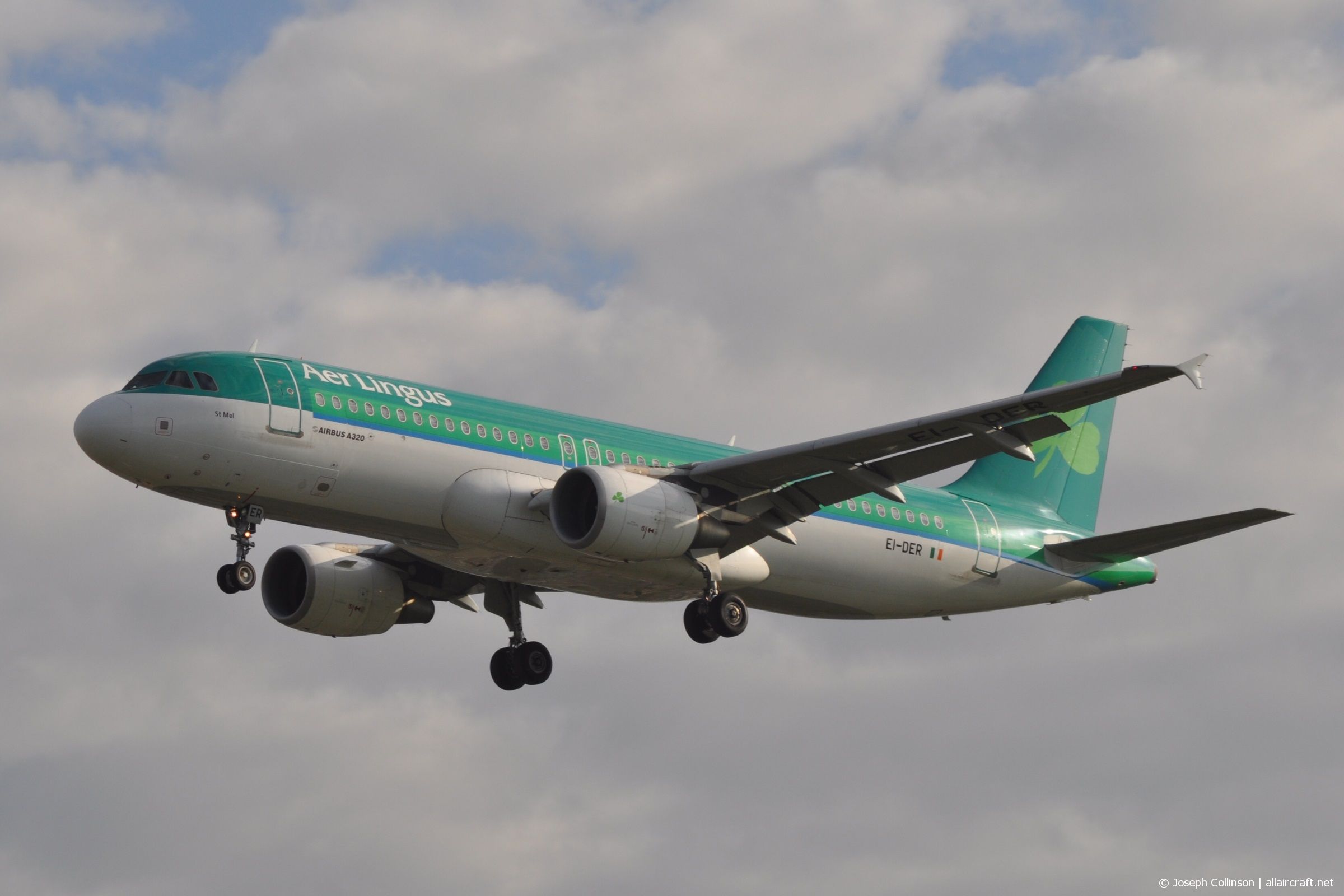EI-DER · Airbus A320-214 · (LHR / EGLL)