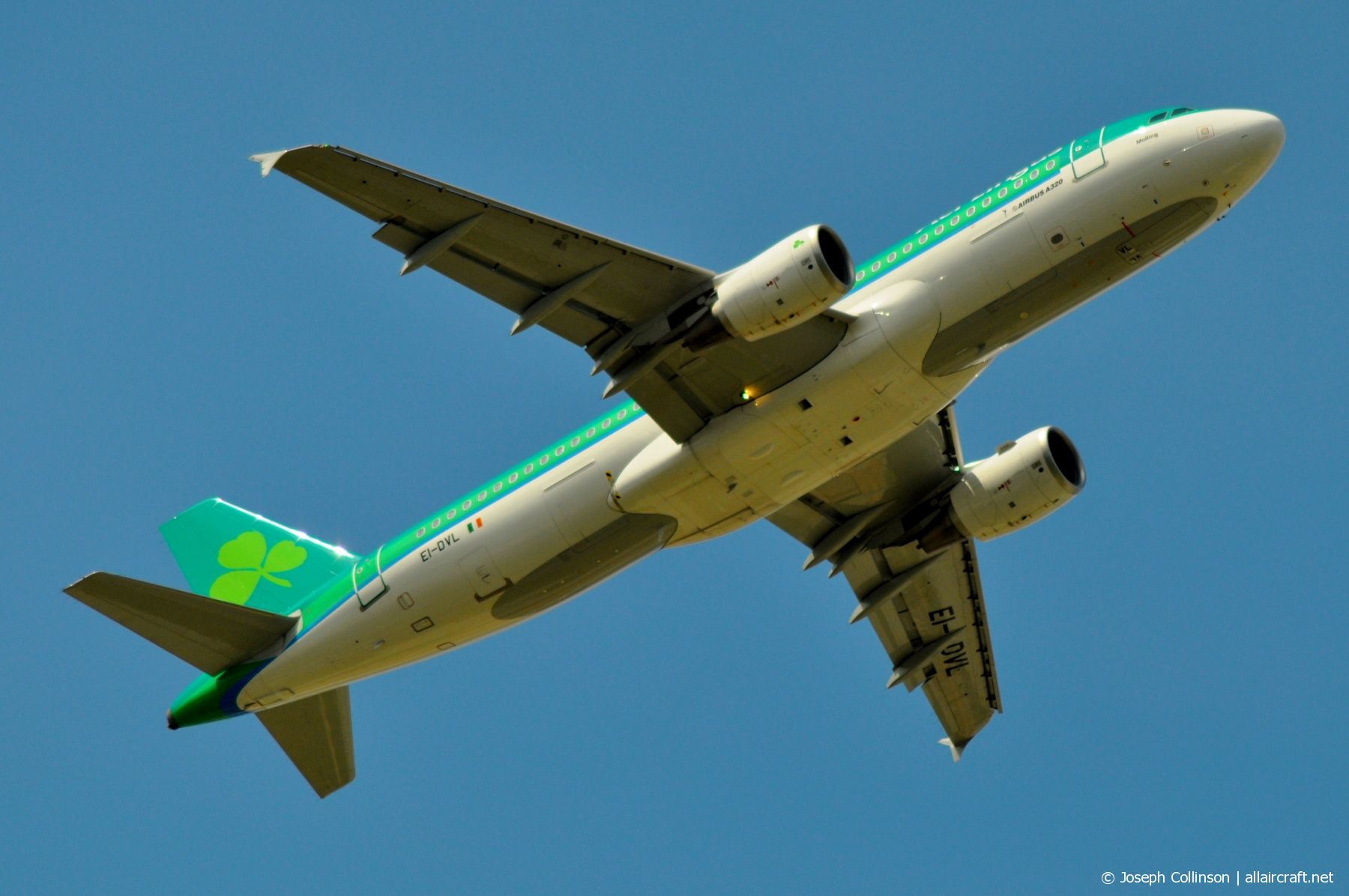 EI-DVL · Airbus A320-214 · (LHR / EGLL)