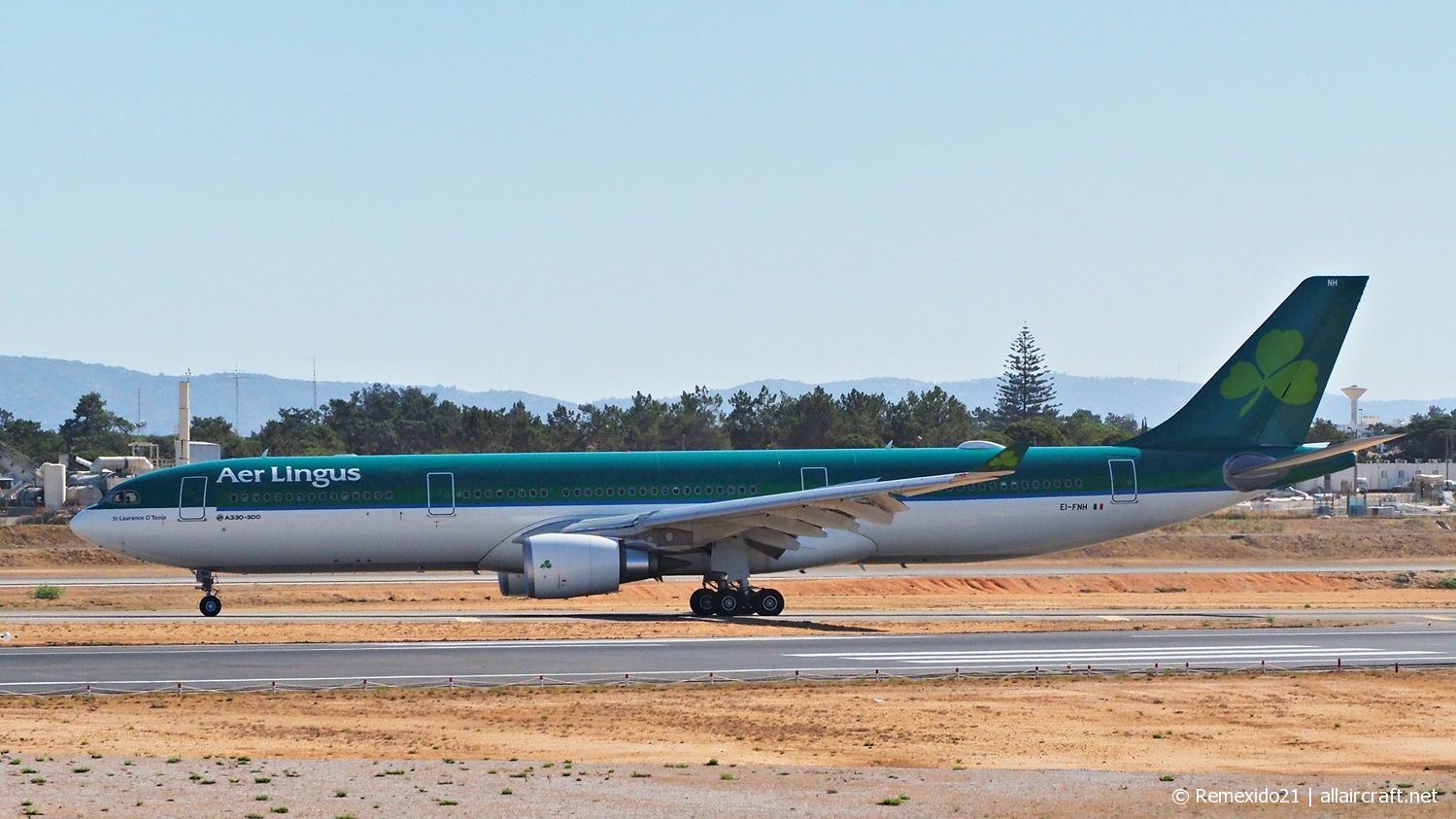 EI-FNH · Airbus A330-302 · (FAO / LPFR)