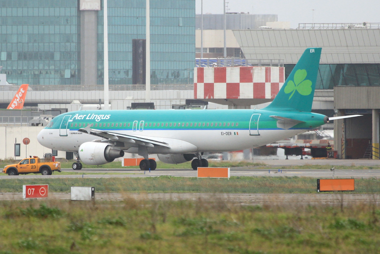 EI-DER · Airbus A320-214 · (FCO / LIRF)