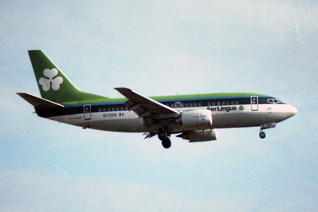 EI-CDG (cn 25738) Boeing 737-548