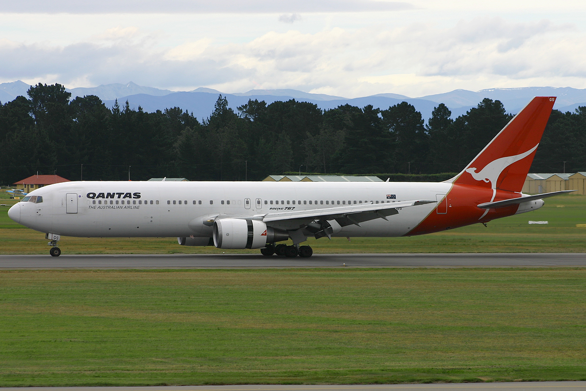VH-OGS · Boeing 767-338/ER · (CHC / NZCH)