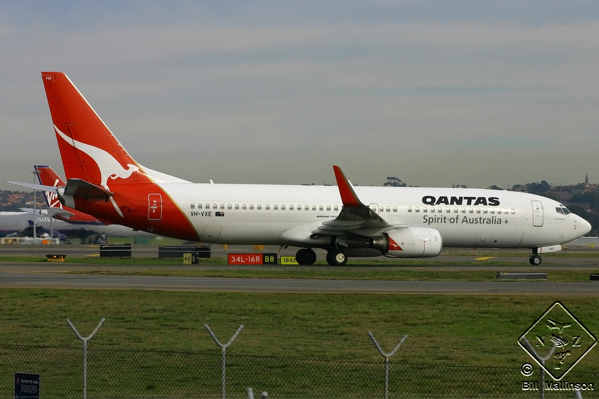 VH-VXE · Boeing 737-838(WL) · (SYD / YSSY)
