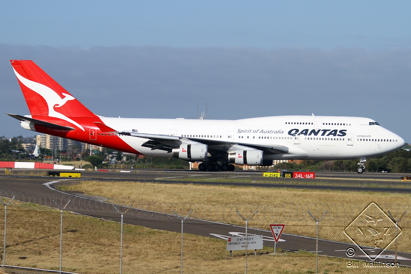 VH-OJT · Boeing 747-438 · (SYD / YSSY)