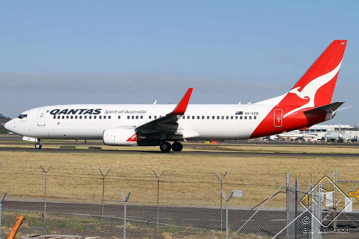 VH-VZB · Boeing 737-838(WL) · (SYD / YSSY)