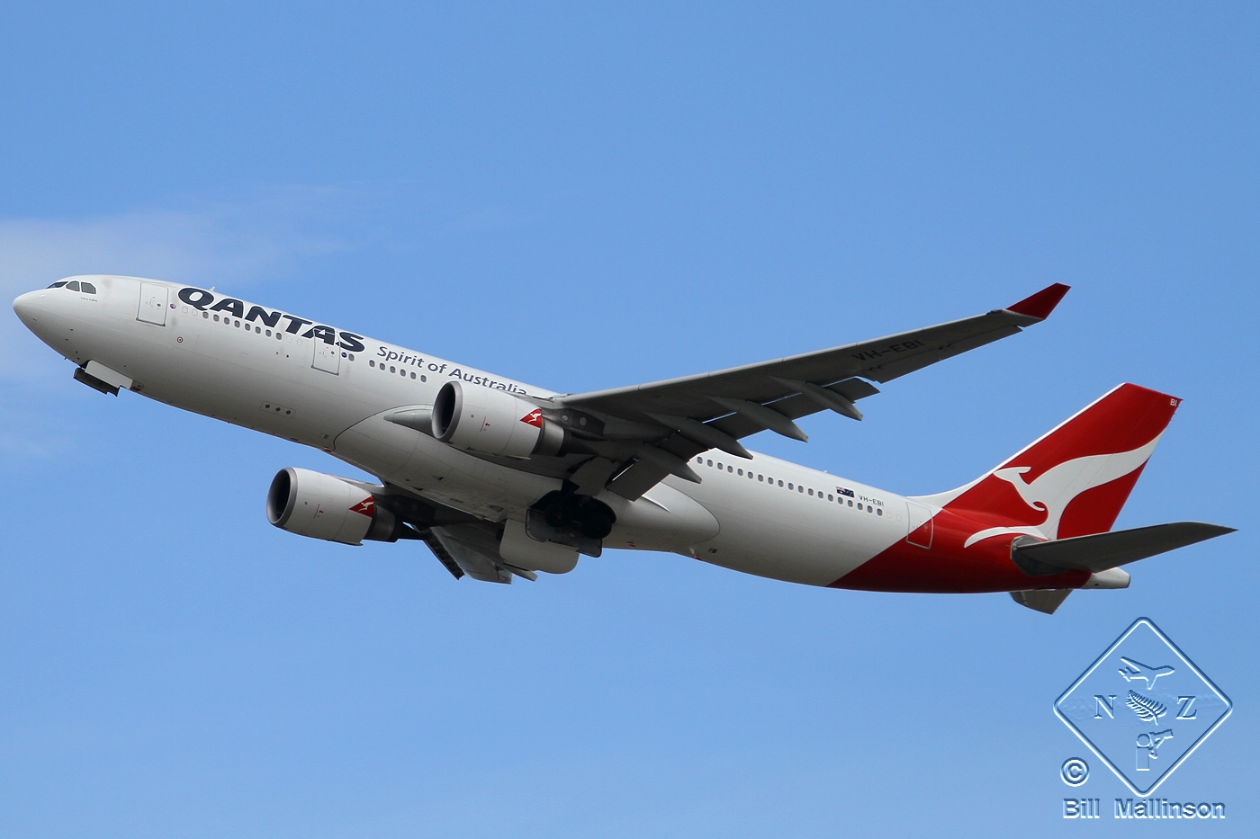 VH-EBI · Airbus A330-202 · (SYD / YSSY)